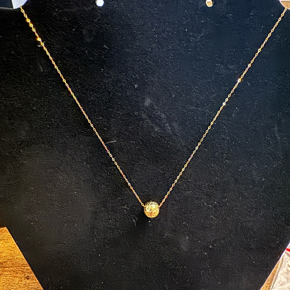 18k real saudi yellow gold  Light Weight Running Ball Pendant Necklace